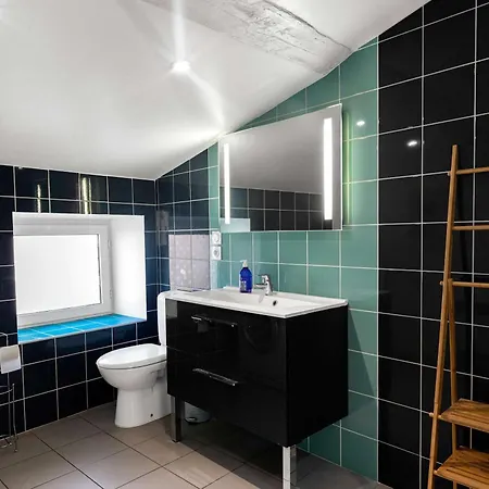 Le Tranquille Characterful Apartment Carcassonne