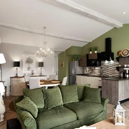 Le Tranquille Characterful Carcassonne