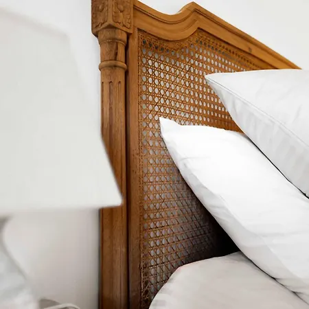 Le Tranquille Characterful Apartment